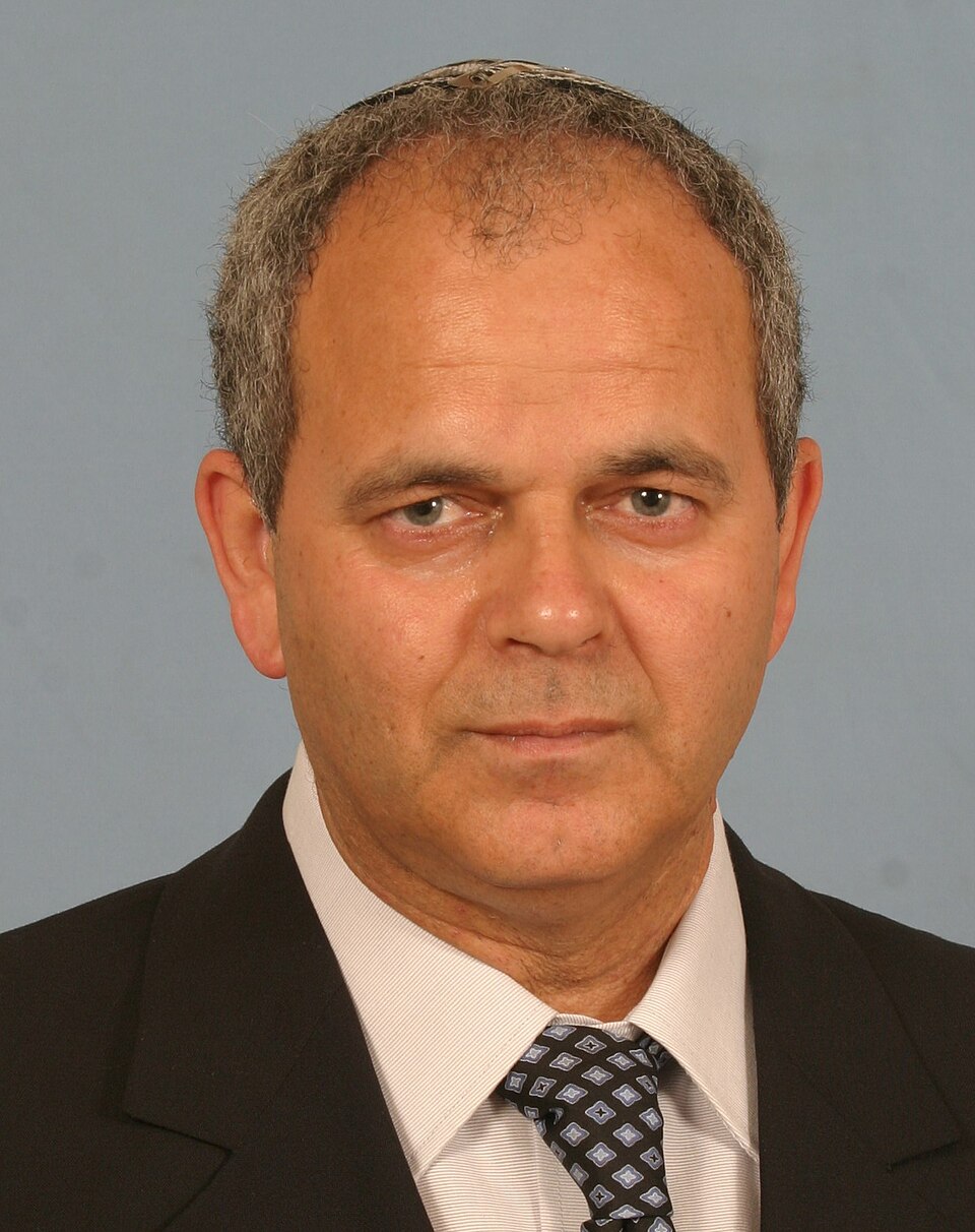 Dr. Gabriel Avital